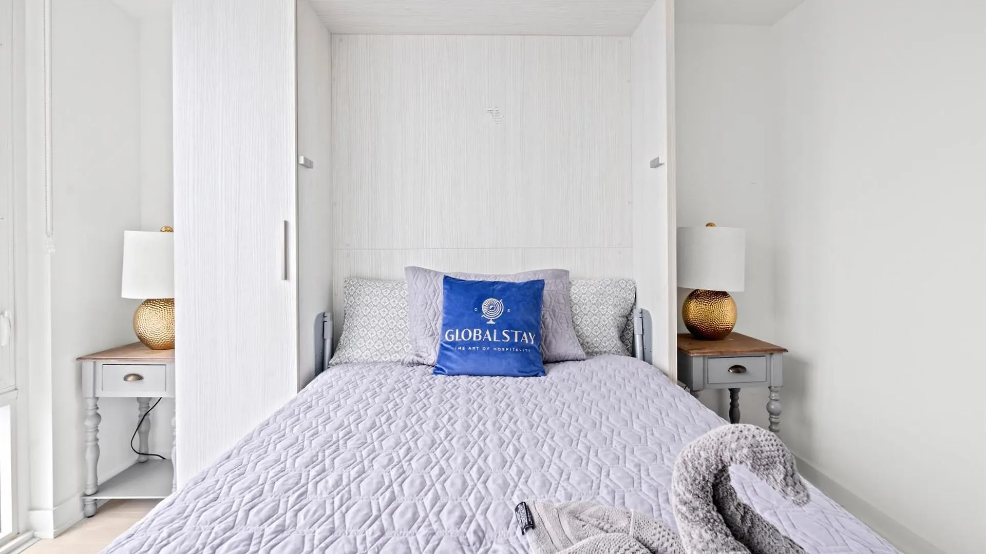 The Teahouse Condos By Globalstay In Downtown Toronto Canada