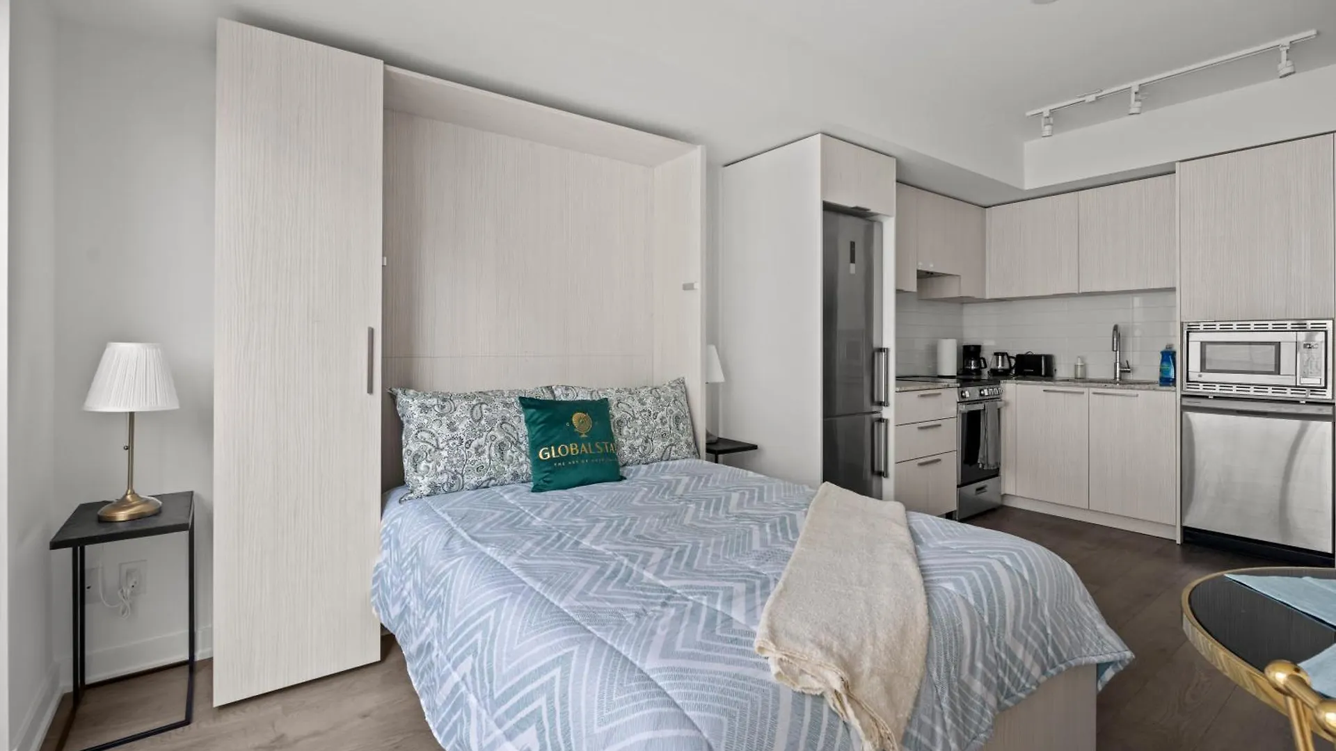 The Teahouse Condos By Globalstay In Downtown Toronto Canada